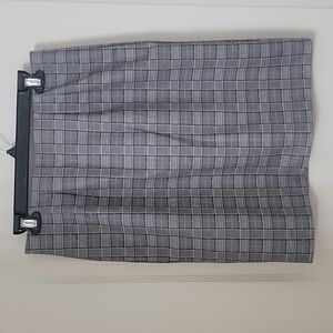 Amanda & Chelsea Size S Comfort Waist Plaid Pencil Skirt, Like New Condition